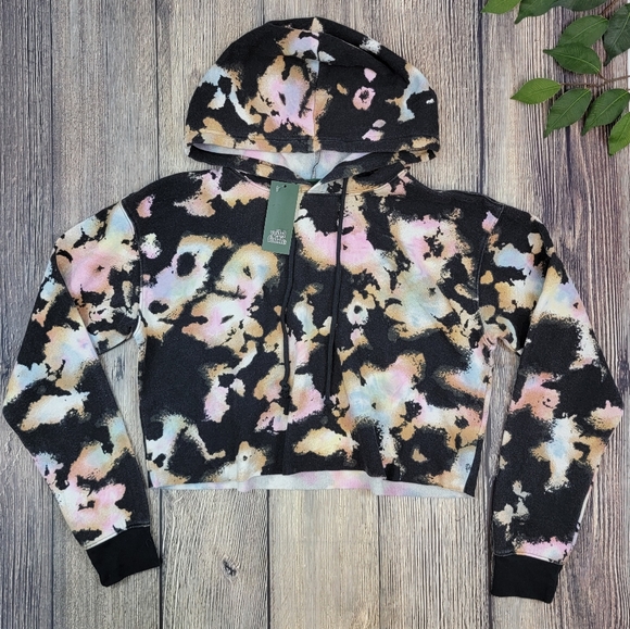 Wild Fable NWT Black Tie Dye Cropped Hoodie - Picture 2 of 8
